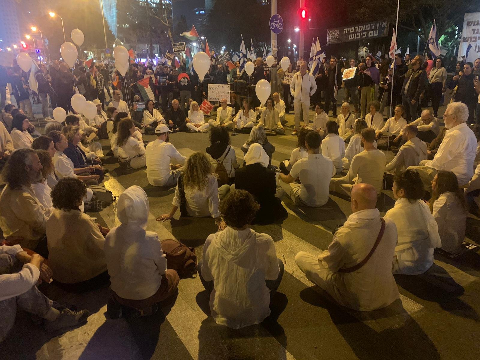 אקטיביזם בריא ובר קיימא – טיפים להשתתפות מתמשכתבהפגנות/ אביב טטרסקי